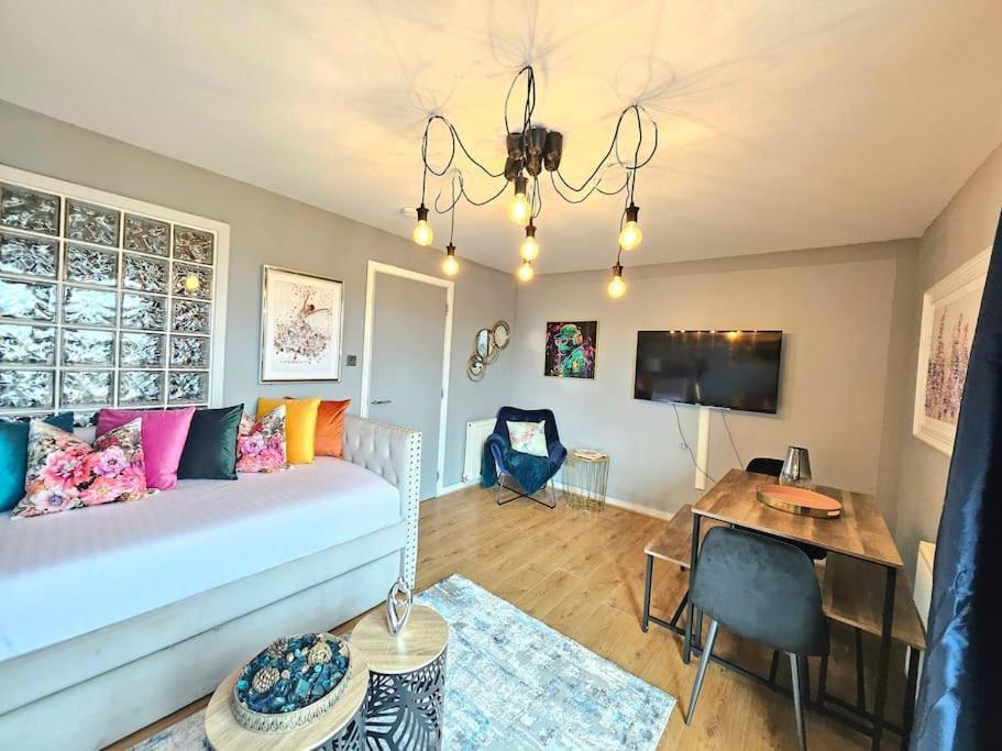 4 Separate Beds, Sleeps 6, Beautiful 2 Bed Apt Daire Edinburgh Dış mekan fotoğraf